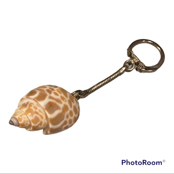 Handbags - Shell Keychain Purse Charm